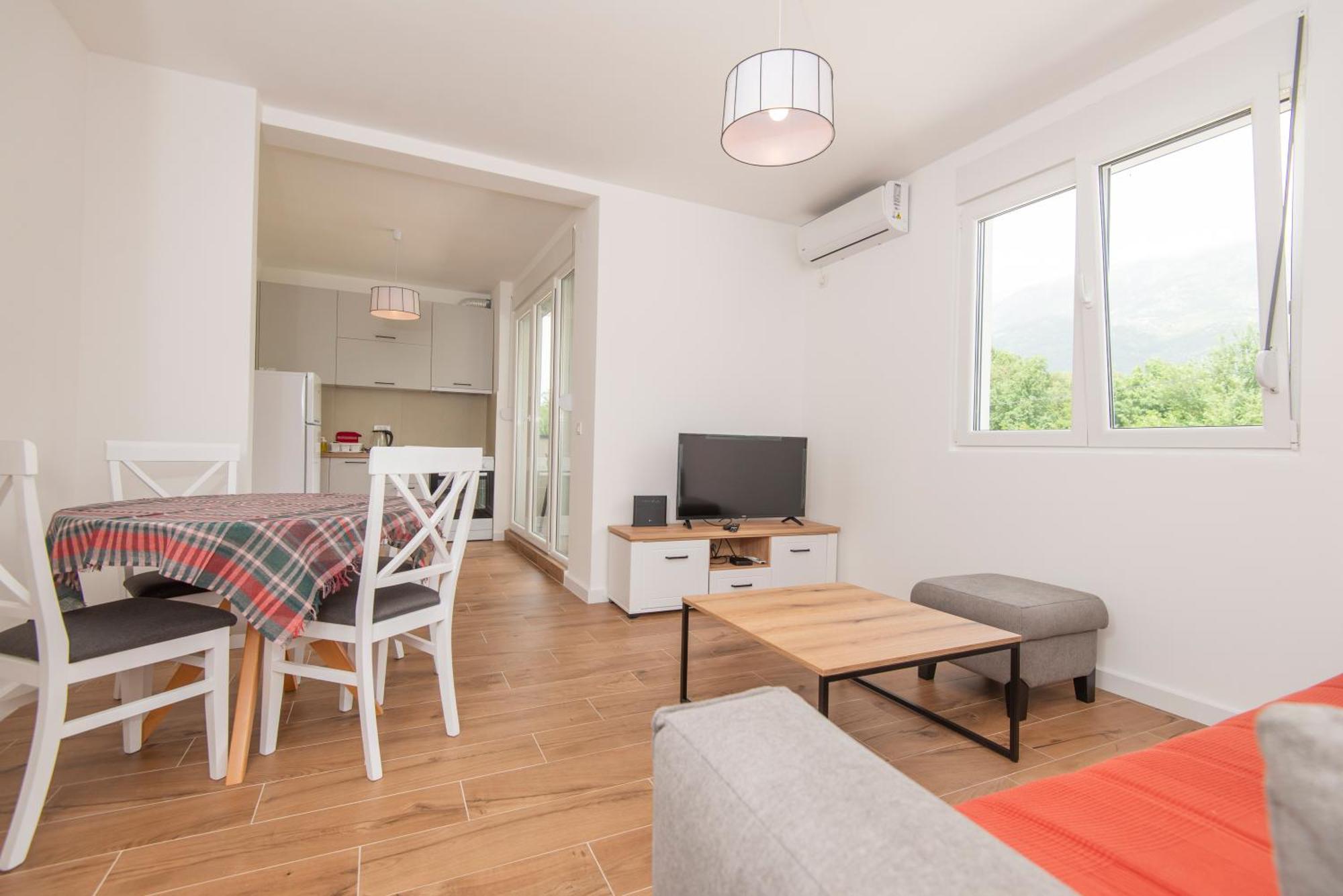 Al Mare Apartments Kotor Eksteriør billede